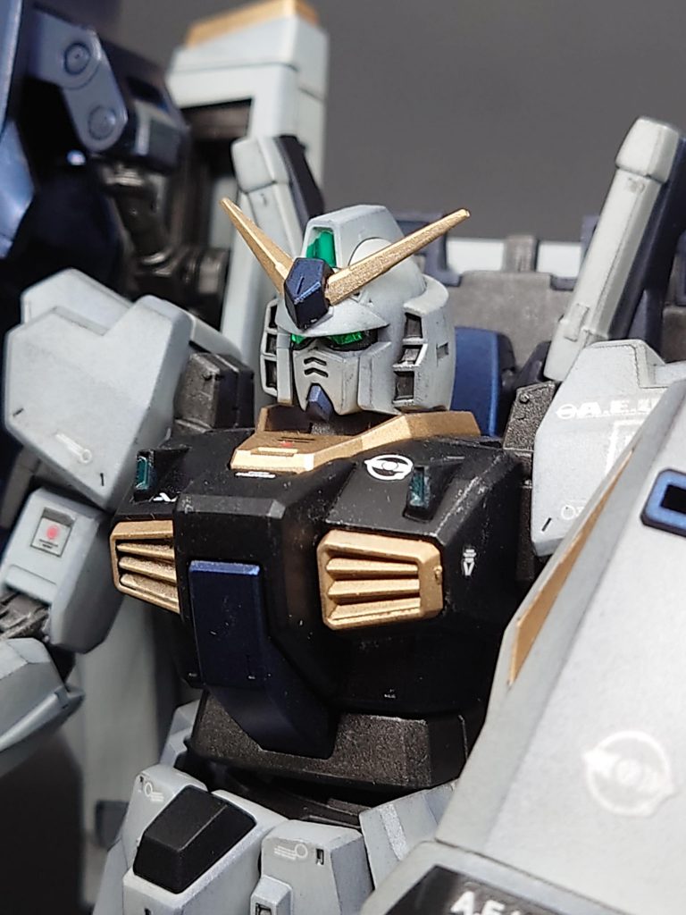 ガンダムベース限定の21th Century版とノーマルのREVIVE版のニコイチです。