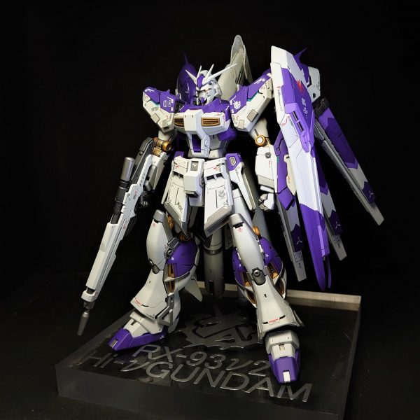 RG 　Hi-νGUNDAM