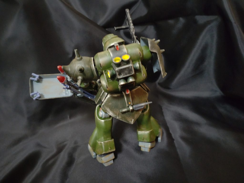 バックパックが良いですよね、ギラ・ドーガ！