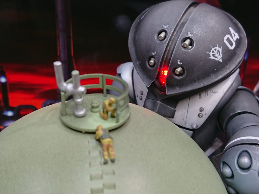 ジオコレのコンビナートが似合います。