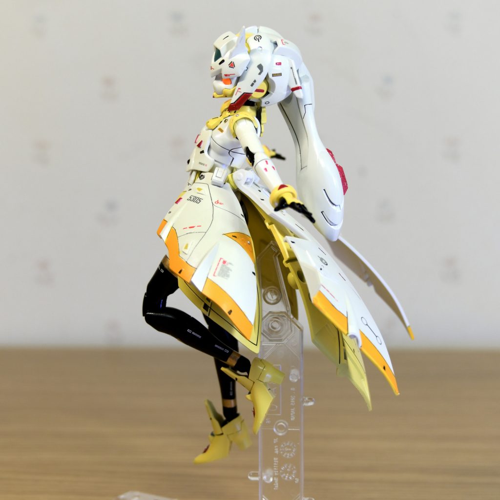 モビルドールサラ–2枚目/制作者：jigen