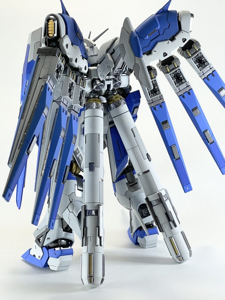 タンクにもスジボリとプラ棒でディティール追加しました。