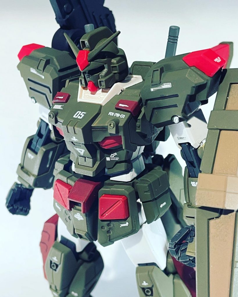 もともとトリコロールカラーでヒロイックなイメージ強かった7号機ですがミリタリー感が強くなって悪く無いかなと。