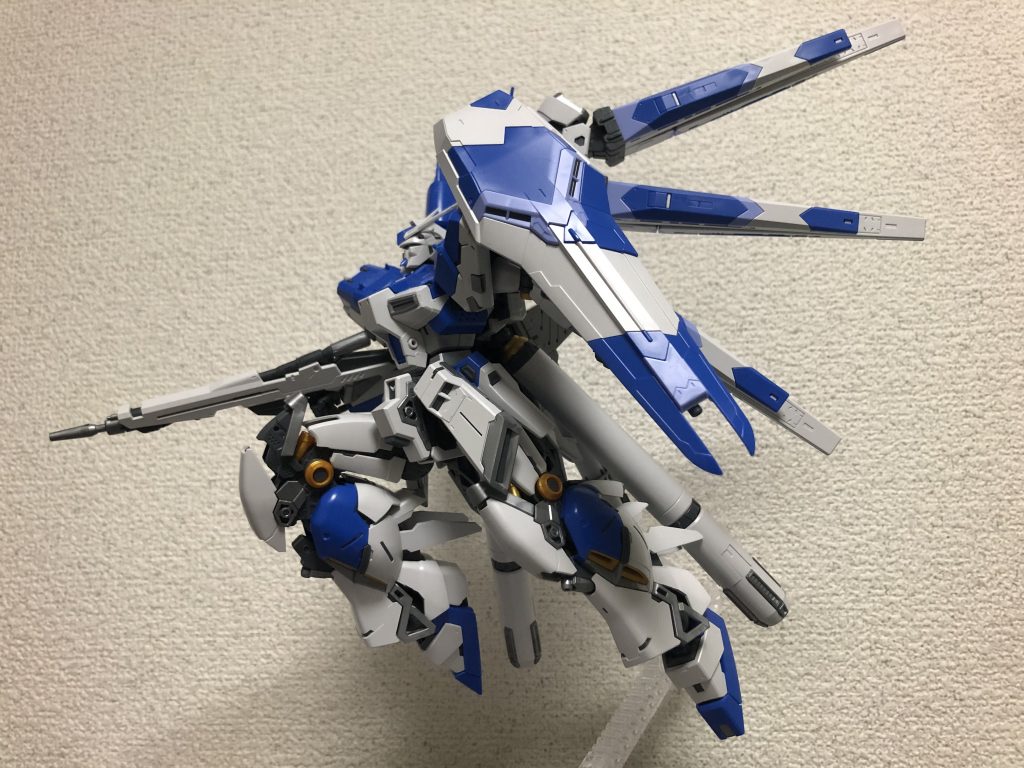 Hi-νガンダム(素組み)–5枚目/制作者：リリカル