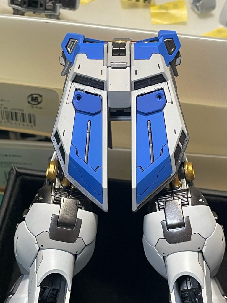 RG Hi-νガンダム–2枚目/制作者：ロッソ
