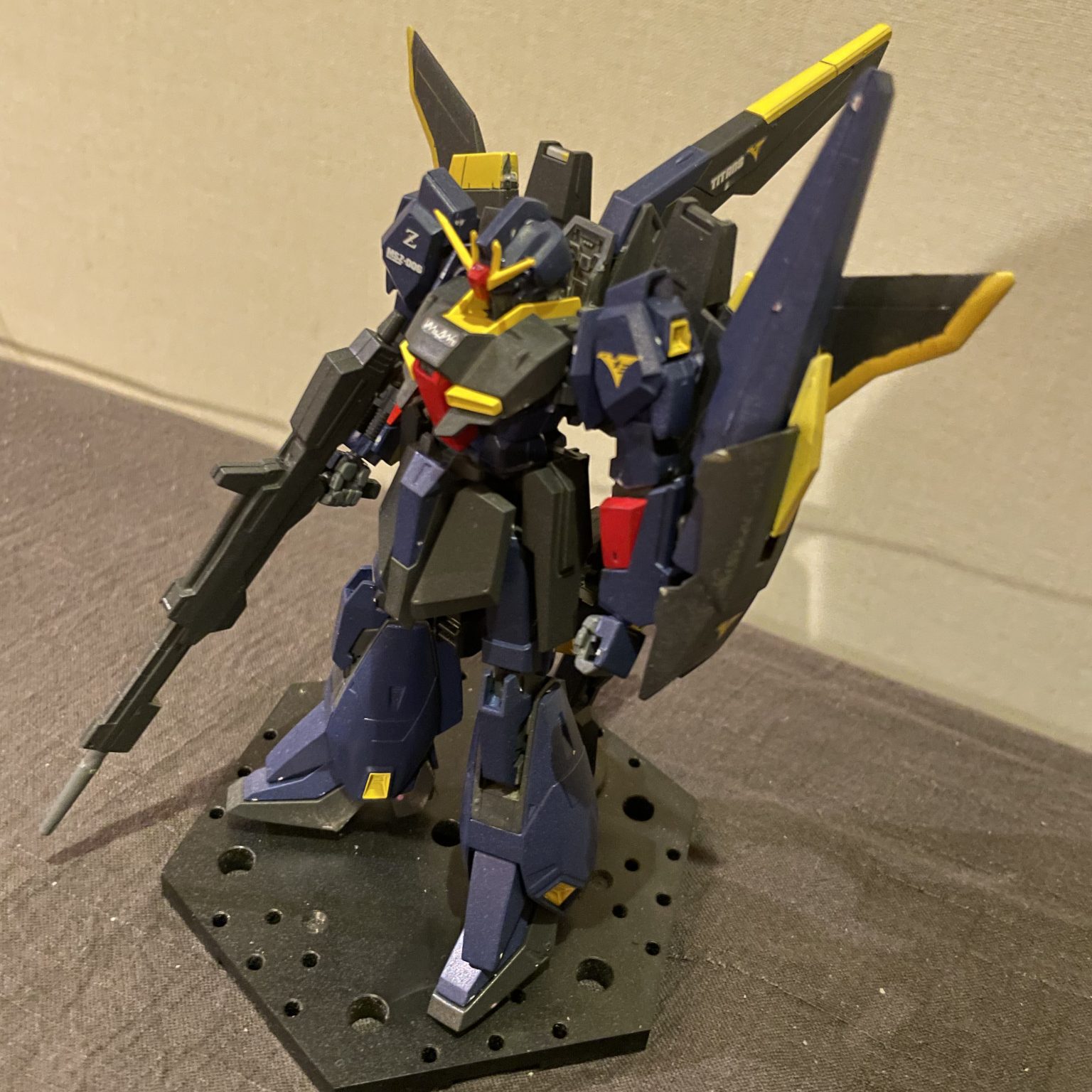 Zガンダム ティターンズカラー｜Q-Bertさんのガンプラ作品｜GUNSTA ...