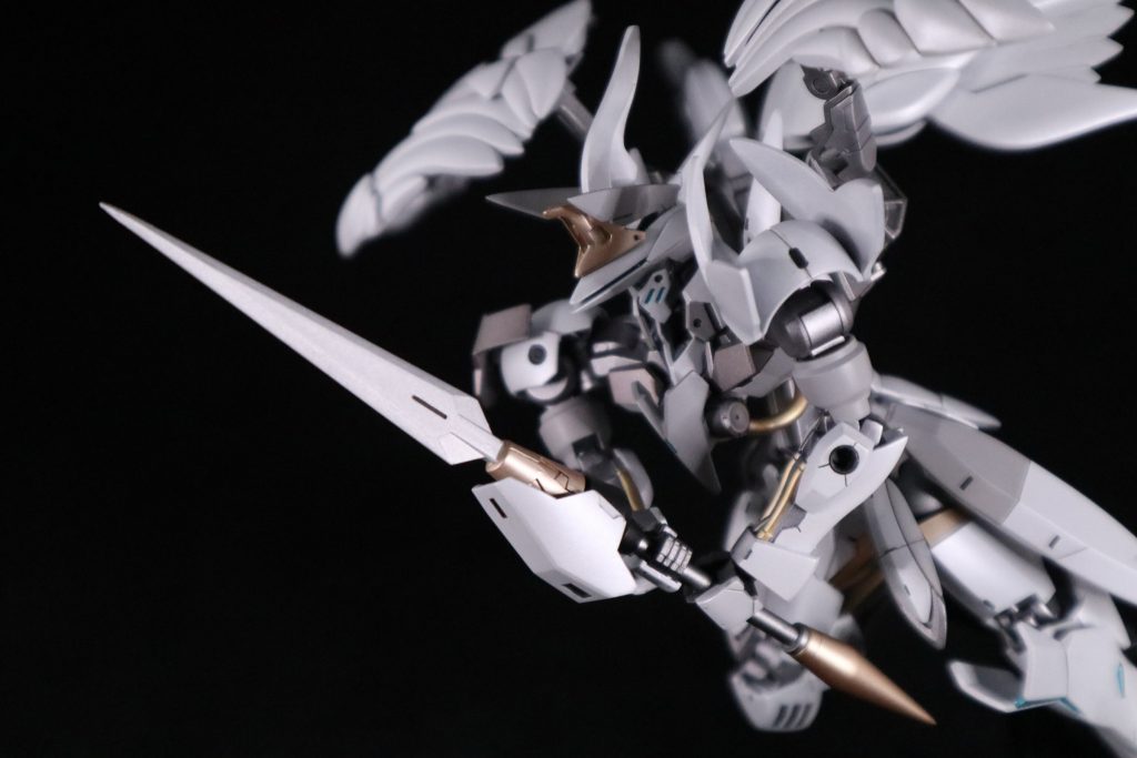 とつげーき！！