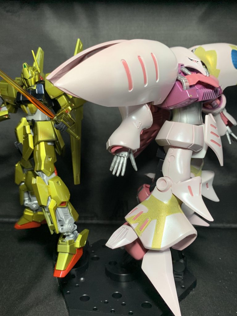 ツーショット⤴︎コレがやりたかった⤴︎⤴︎唯一無念なのがキュベレイに光沢クリア吹きたかった…ご閲覧ありがとうございました♪