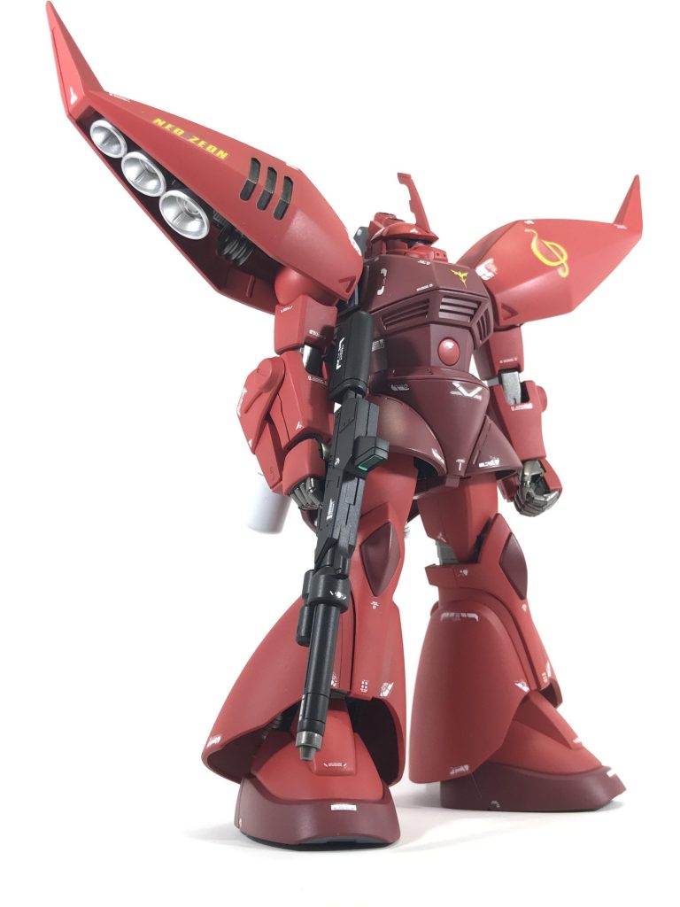 サザビーと同型のファンネルコンテナが搭載され、専用機というより運用試験機的な意味合いが強く、テスト機として一時的に搭乗という脳内設定で作成しました。