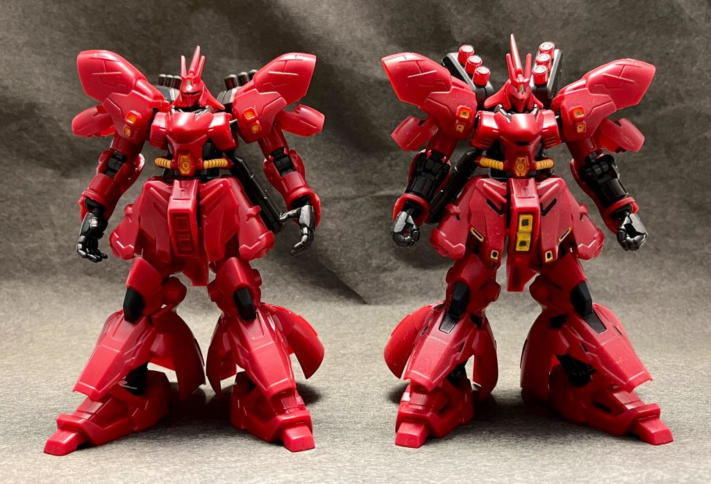 無塗装パチ組版との比較画像フロント側スミ入れと部分塗装、ゲート処理を行うだけで結構化けます。