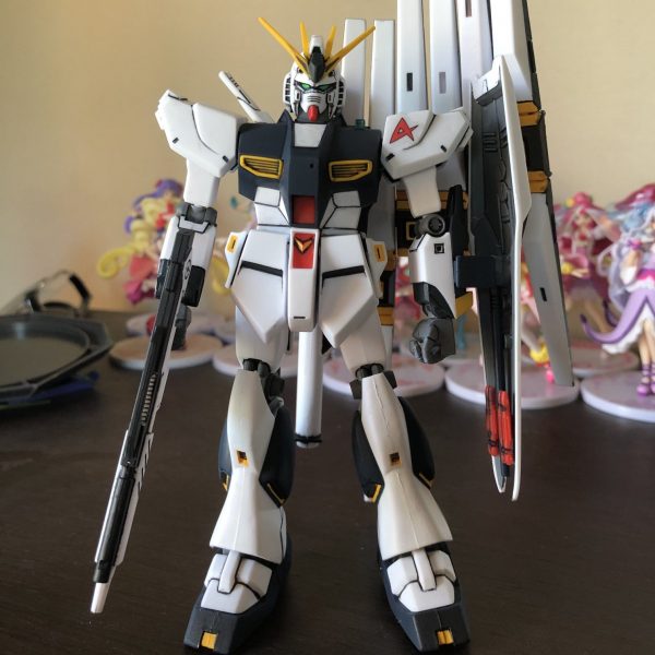 旧キット「νガンダム・フィンファンネル装備型」