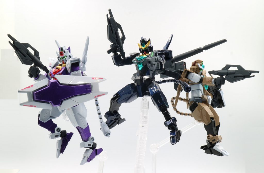 G-Cats集合。ケットシー同様にネコミミとテールビームガンを装備した量産型モビルドールという設定です。ジャンクで多数持っていたコアガンダム2をベースに、量産機らしくツインアイからジムっぽい雰囲気に変更しました。