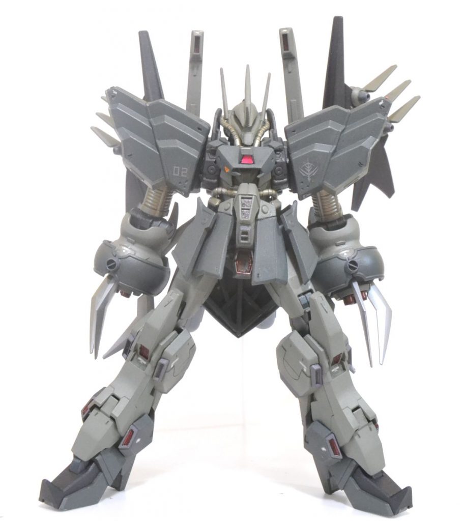 正面あおりで撮りたかったのでリアスカートの中にフレーム的なディテールを追加しました。毎回同じようなこと書いてますけど肩のロービジ的なデカールがお気に入りです。
