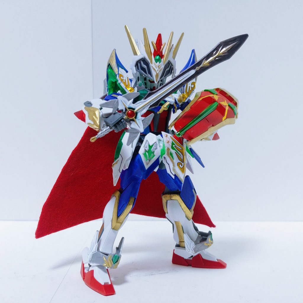 ナイトストライクには盾もありましたが再現が困難だったのでEGストライクの盾にシール貼って塗りました蛇足感