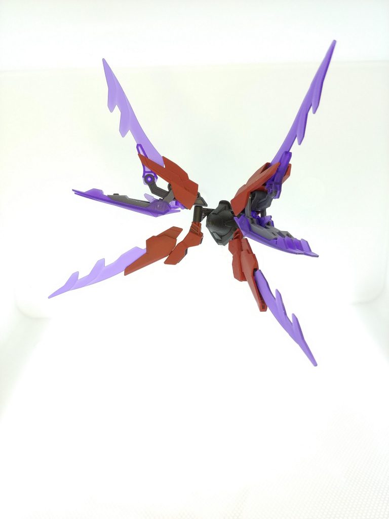 太陽炉もコアファイターへ装備してあるので、実質これがこのガンプラの心臓です。