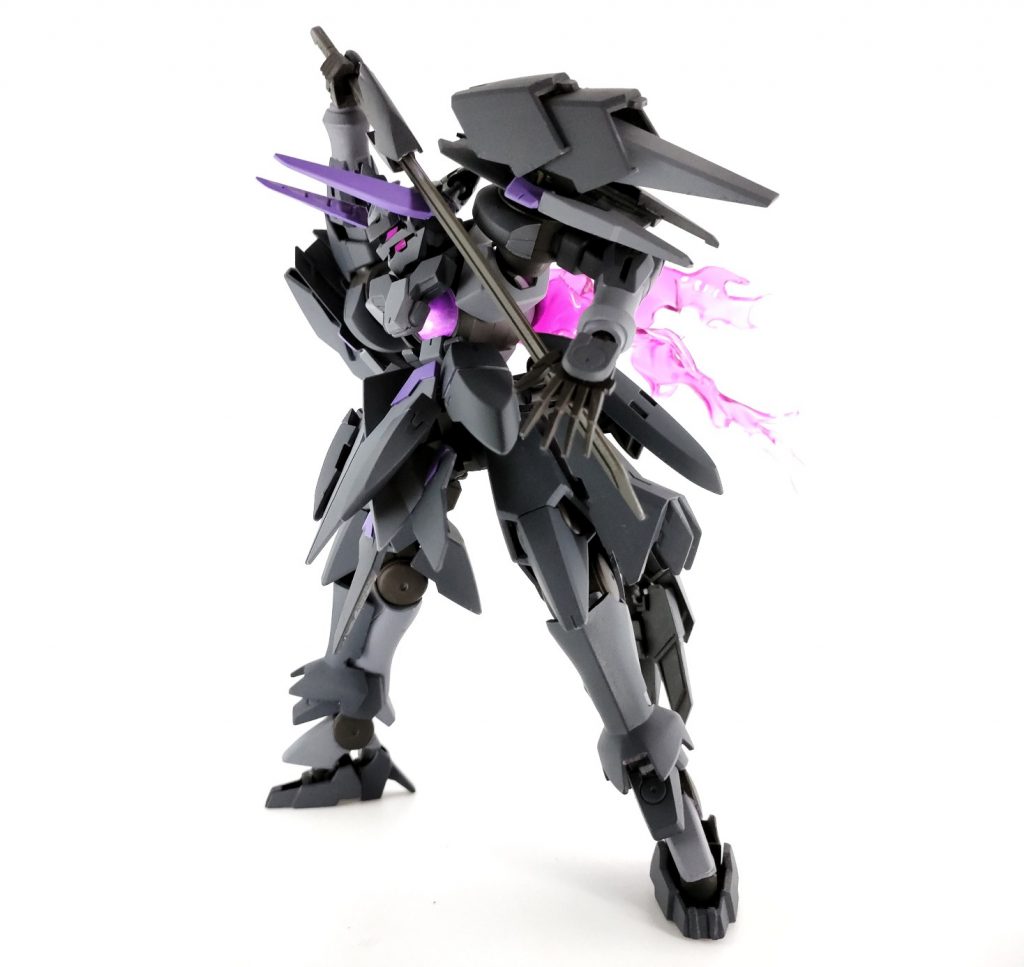 以上になります。武器が近接武器1本で防御は受け流して戦う機体、私には乗れそうもないです。