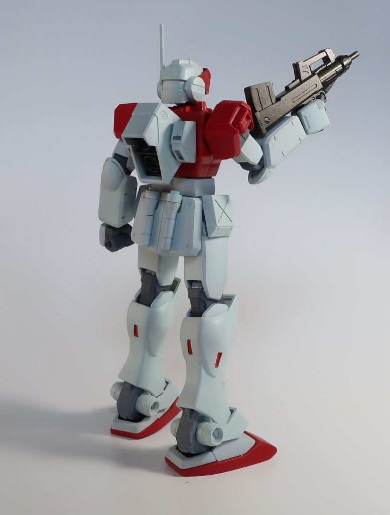 ジムスナイパー2と行動を共にするため、ランドセルを共通化しています。