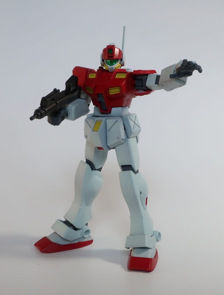 武器は撃破ではなく牽制のためのマシンガンです。