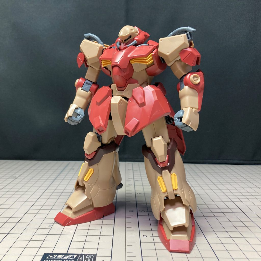 元キットの素組み手がデカい寸詰まりで、野暮ったさがある感じ作りこみが必要な箇所が比較的分かりやすいのでポテンシャルはある方だと思う…