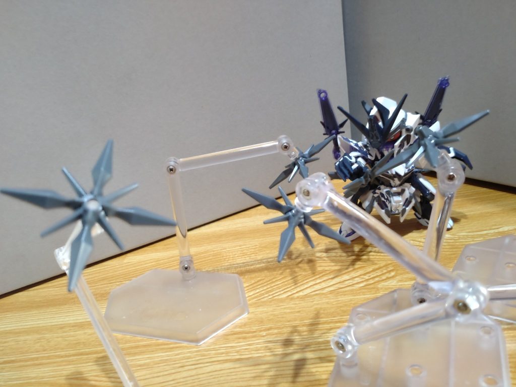 手裏剣一斉投擲(通常版再現用に買ったふたつめの才蔵から流用したっス)