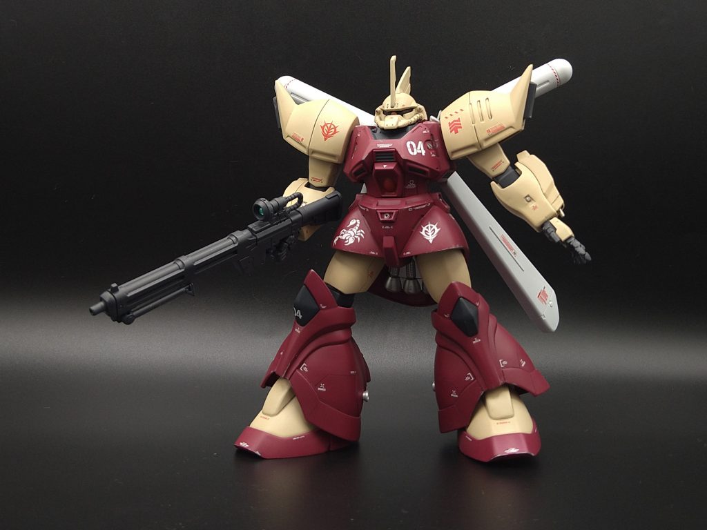 古いキットだけあって合わせ目消しが一部うまくできてませんがプロポーションは抜群です。