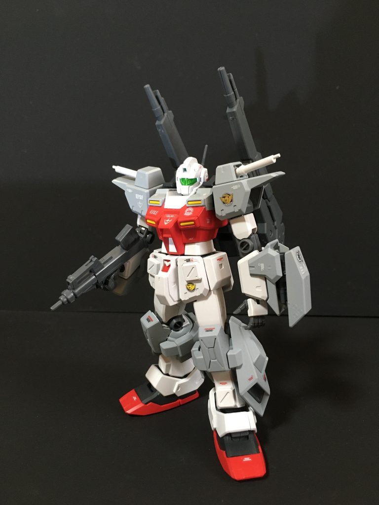おまけで、カーディガンのキャノン砲を装着した状態です。