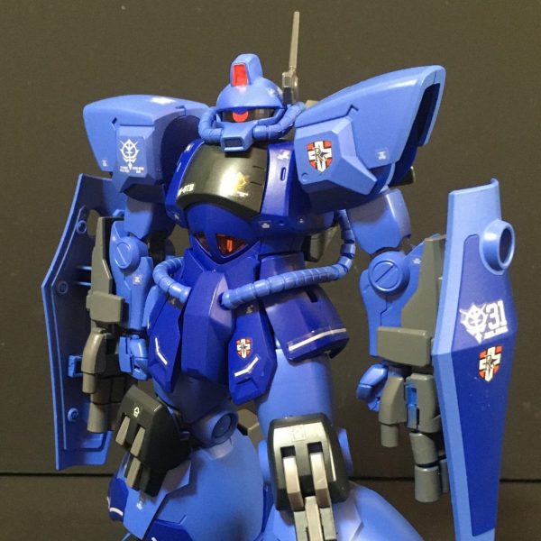 HGランバラル専用　グフ重装・フライトタイプ