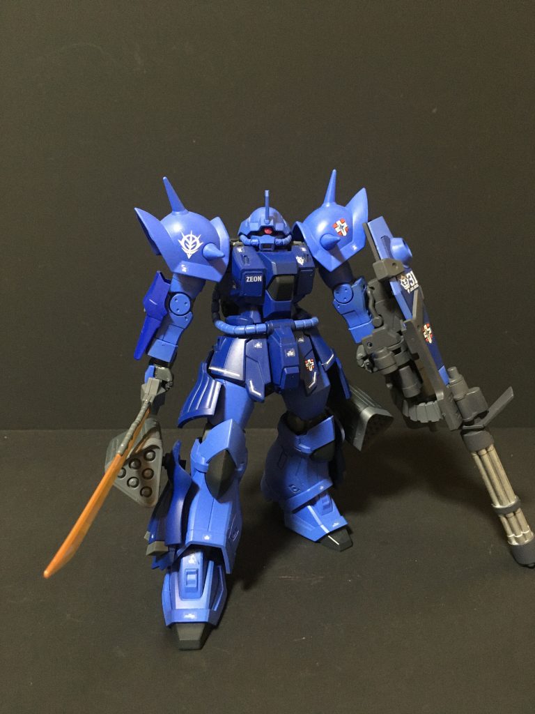 ナハトの特徴的な肩のスパイクはランバラルっぽくないので、改のパーツに変更しています。ミサイルランチャーは高機動型を改ベースで作成した時に余ったので、こちらに装着しています。