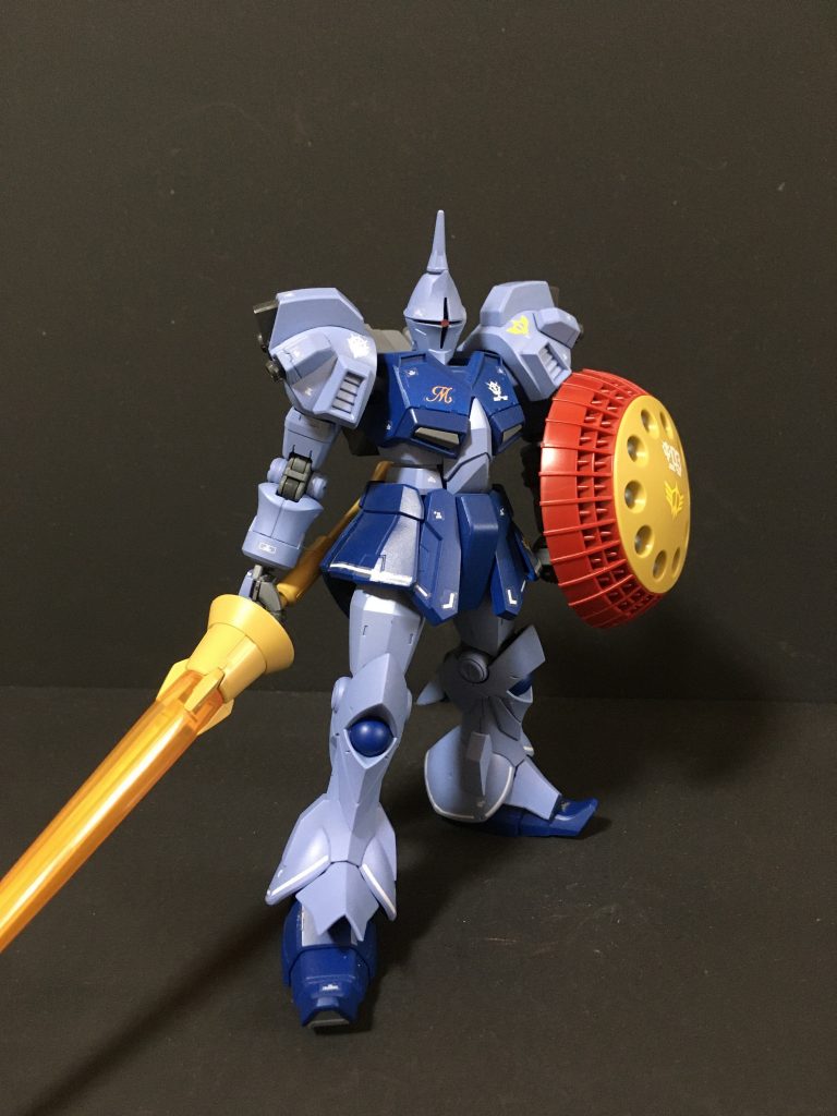 突撃機動軍所属の設定です。パーソナルエンブレムの筆記体のMはネイルアート用のシールを利用しています。