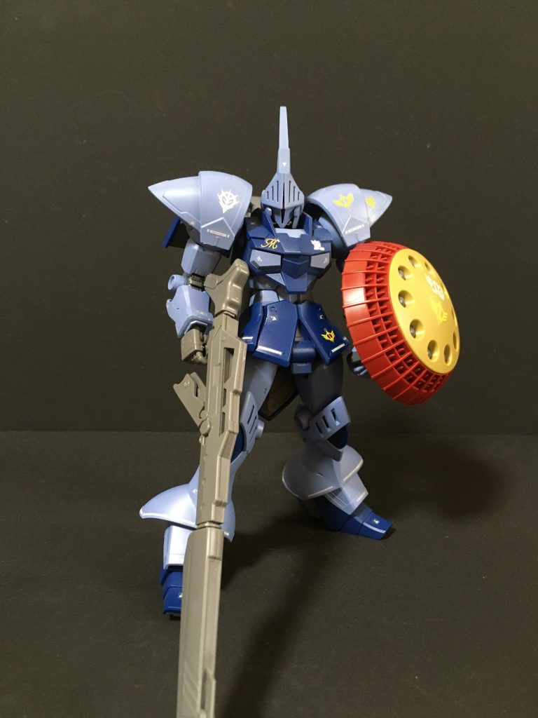 突撃機動軍所属の設定です。パーソナルエンブレムの筆記体のMはネイルアート用のシールを利用しています。他マーキングシール・デカールはオリジン用を使用しています。