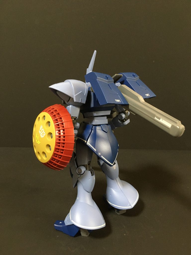 後方ショットギャンスロットはギャンの騎士感が進化されていて非常によくできたキットだと思います。