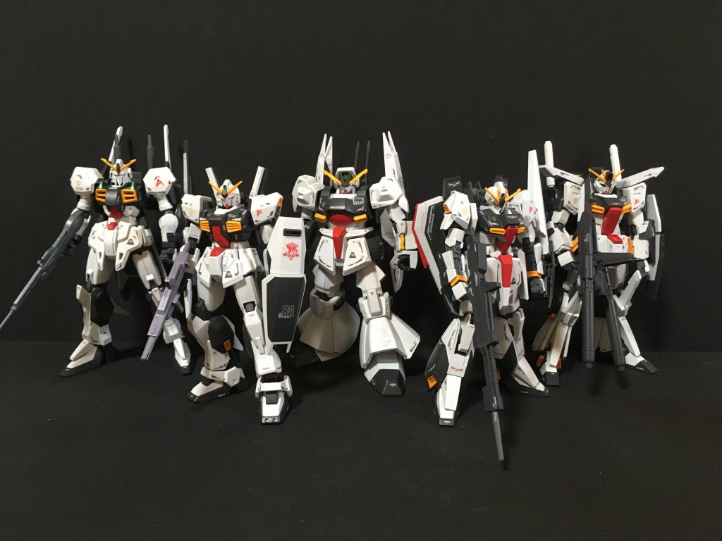 アムロ機シリーズの集合ショットです。ZZガンダム https://gumpla.jp/hg/1071668Zガンダム https://gumpla.jp/hg/1071654Γガンダム https://gumpla.jp/hg/1071638ガンダムMk2 https://gumpla.jp/hg/1071644ガンダムMk3 https://gumpla.jp/hg/1075851ご覧いただきありがとうございました。気に入っていただけたら いいね!をよろしくお願いいたします。