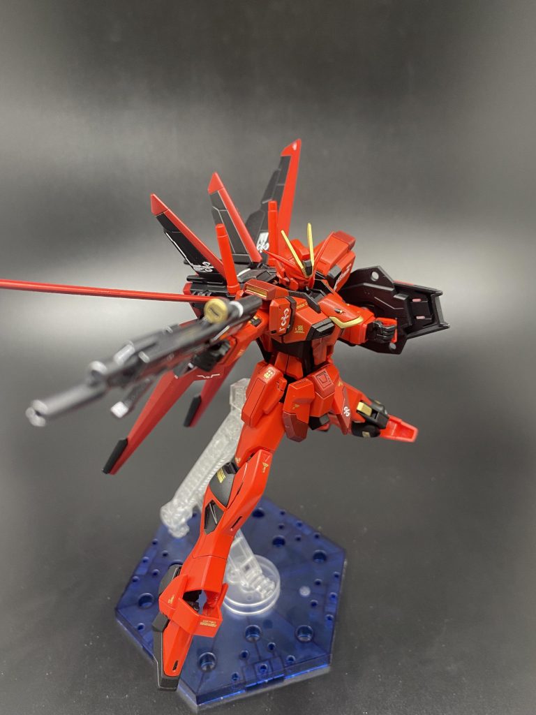 種死撃ちポーズ。フォースシルエットが映える射撃ポーズが難しい…。