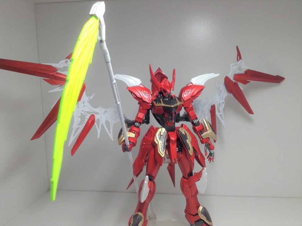 武装はビームサイズとリニアガン、胸のカリドゥスのみ何故か自分がミキシングすると高確率で武装が減っていく不思議