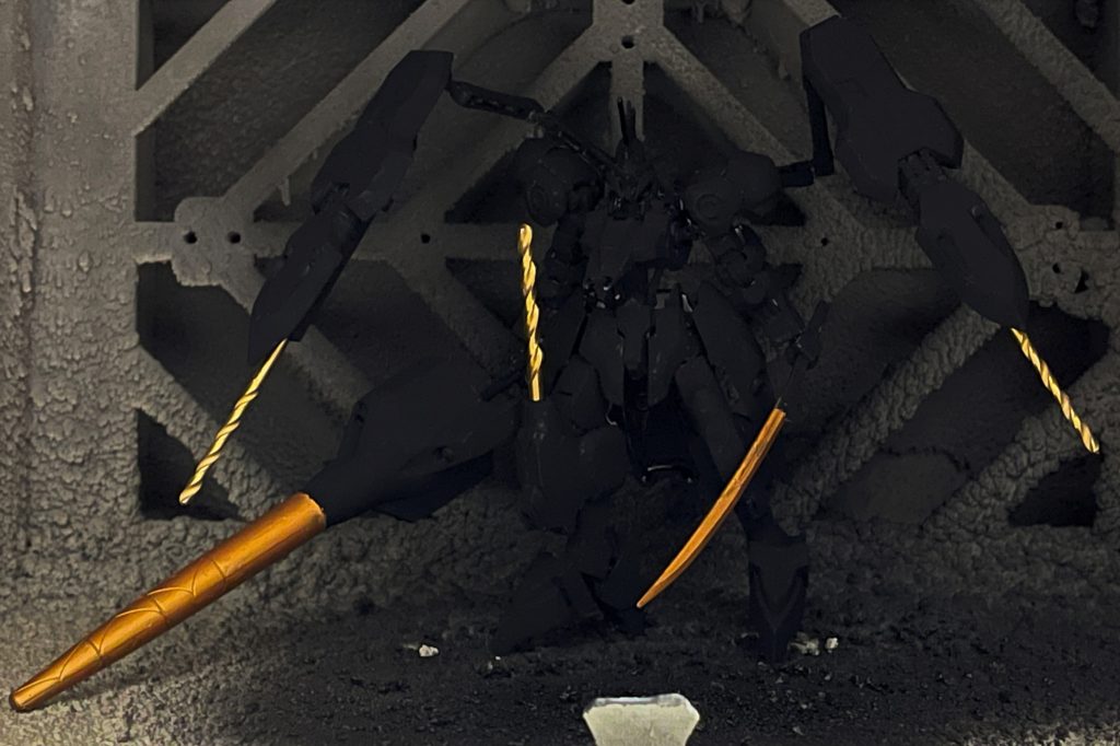 (　。・v・。)ﾉ 今回は一部に「実際のドリル刃」を使ったガンプラです。