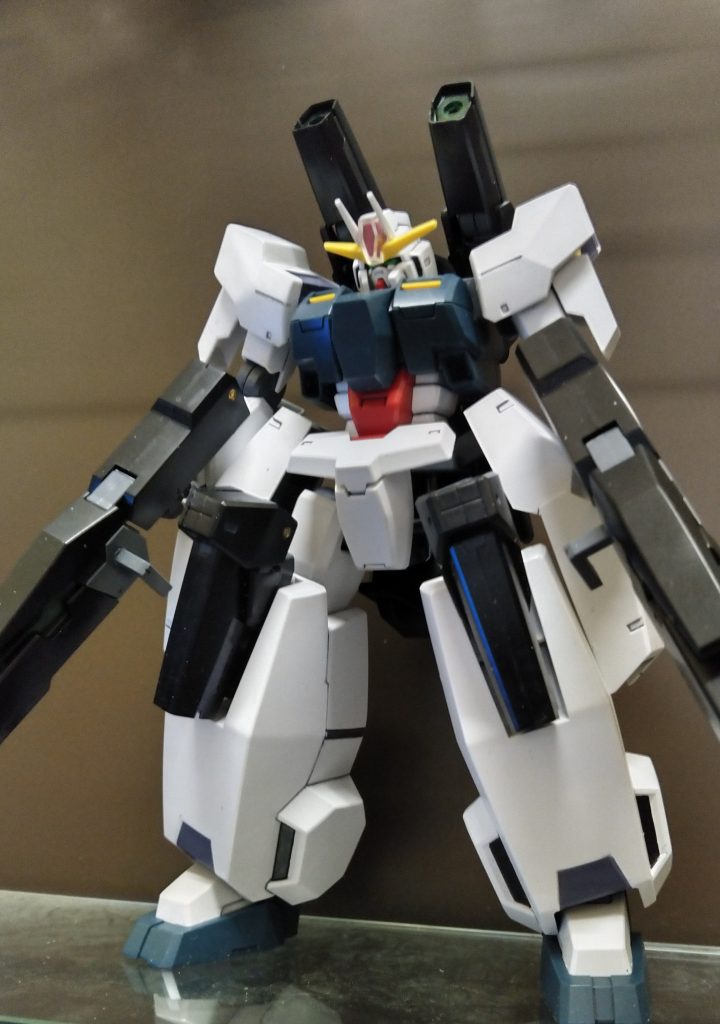 1/100　セラヴィーガンダム