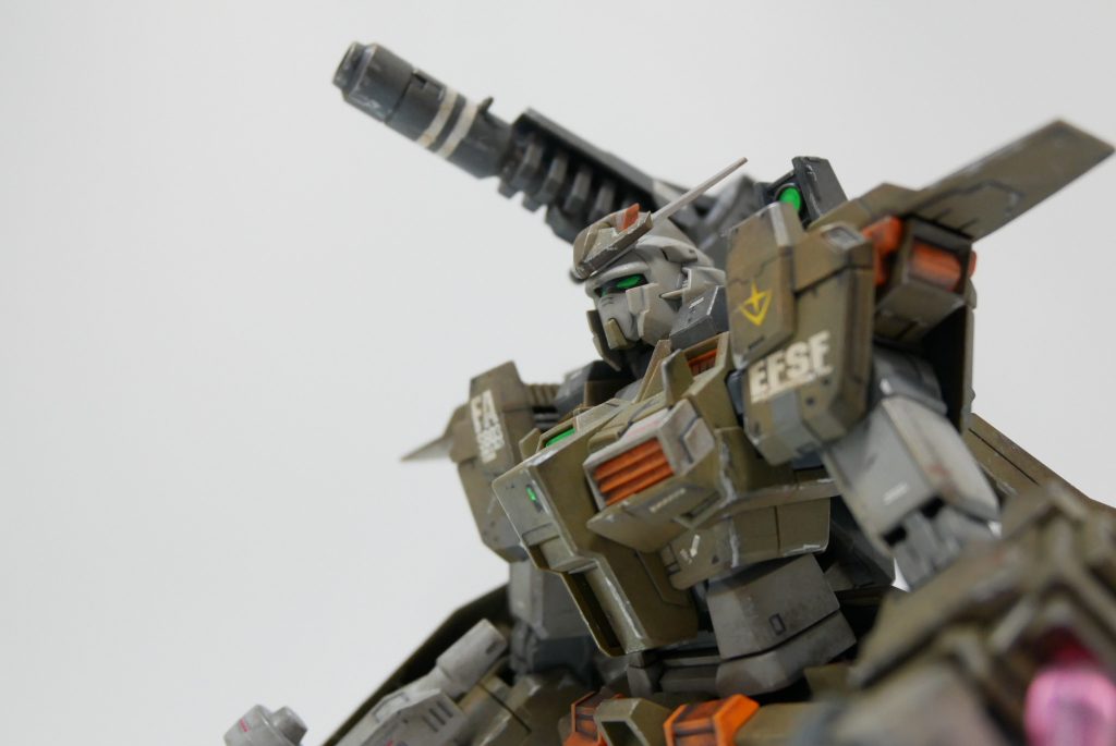 最近のプラモデルらしく、細かいディテールとスタイルの良さは◎アーミーカラーなので、ちょこっとウェザリングしてあげるとかなりカッコイイです♪