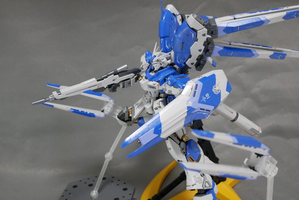 RG 1/144 Hi-νガンダム–2枚目/制作者：suteteko76