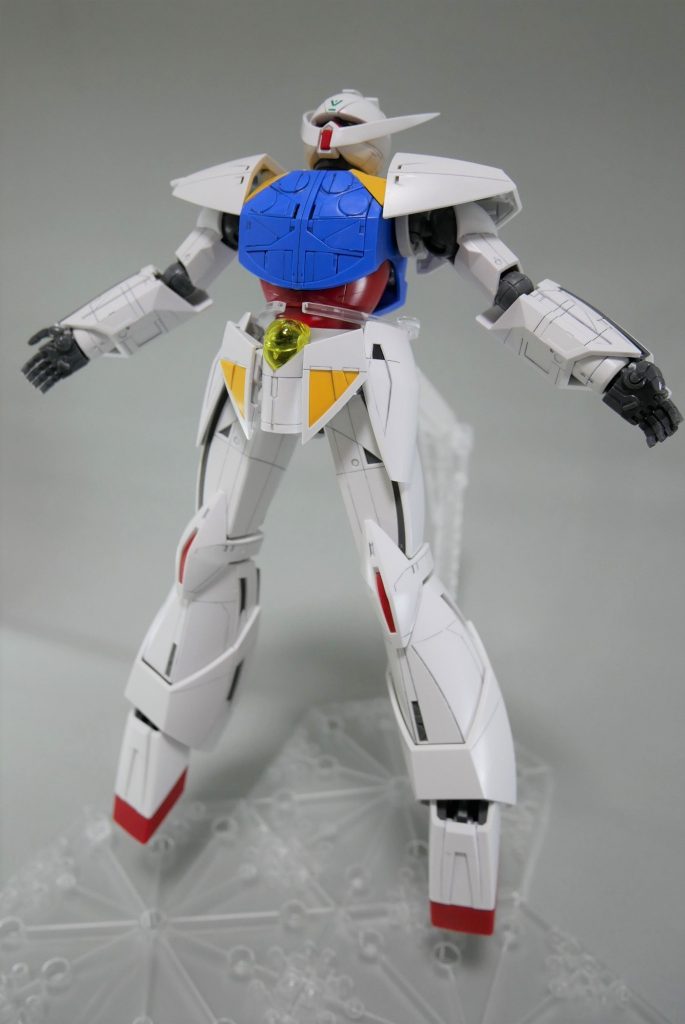 文明を滅ぼすほどの強大な性能で最強のMSともされるが、戦いを回避しようというロランの愛と努力で極力穏便に運用され、最後は再び繭の中に・・・。劇中、牛の運搬や洗濯機がわり等といった他のガンダムシリーズにないお茶目な使われ方もされ、人間っぽい一面があるMSでした。パイロットがロランでよかった。発掘されたザクやズサ、ジムキャノンっぽいのも登場するので、まだ観たことのない人はぜひ！！！