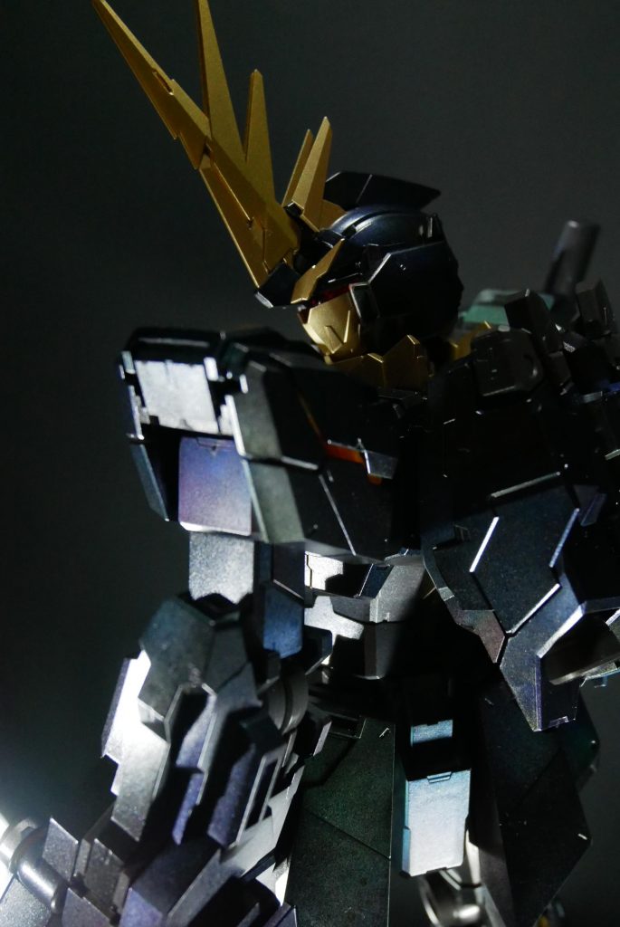 振り向き際に勝負する。セクシーです。