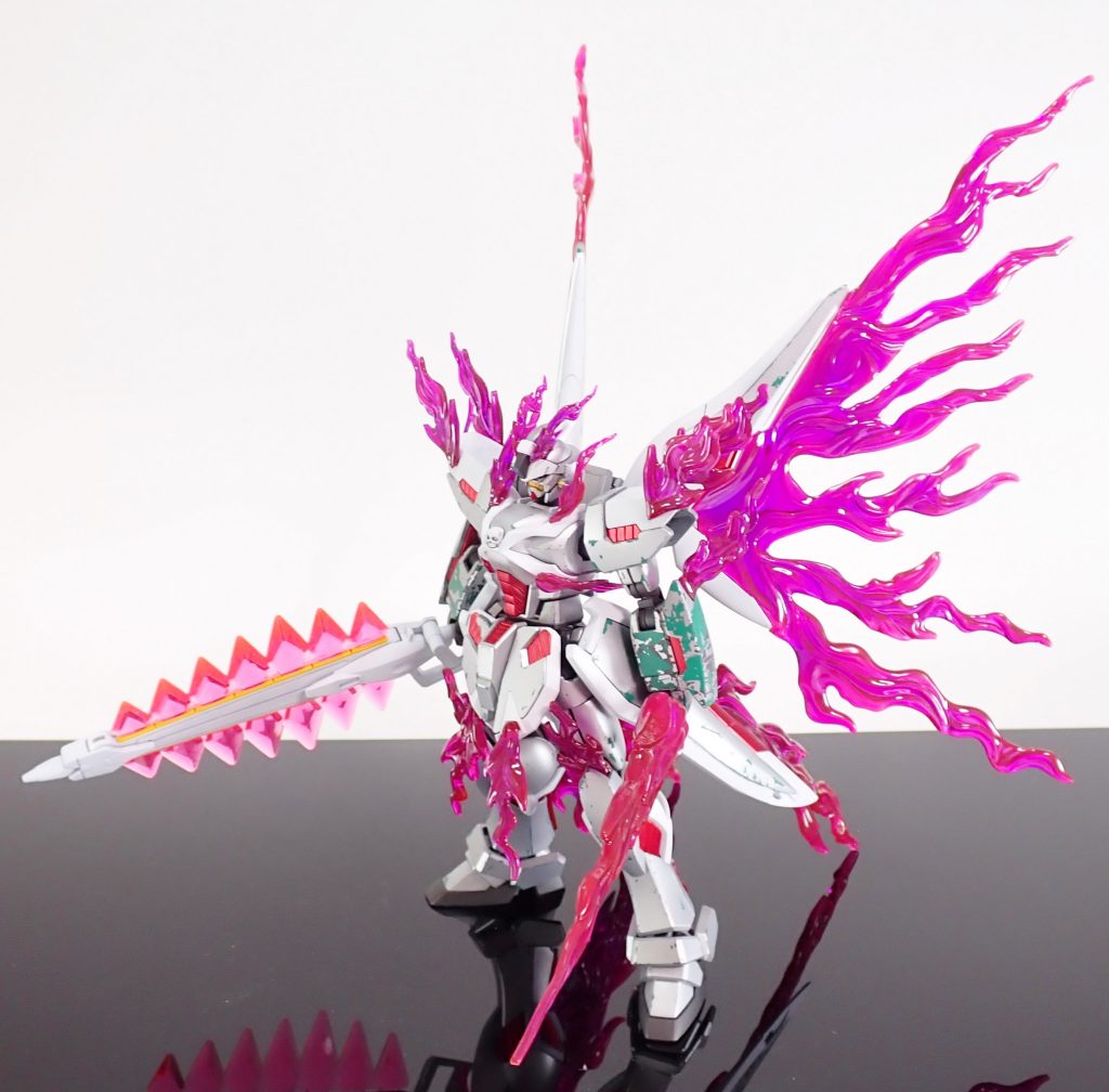 カラーリング・グリーン:ビジリアングリーン+サンシャインイエロー+マホガニー・メタリックグレー:ガンメタル+メカサフヘヴィ・シルバー:EXシルバー+ブルーグレー・レッド:EXシルバー→クリアレッド・ブラック:グラファイトブラック