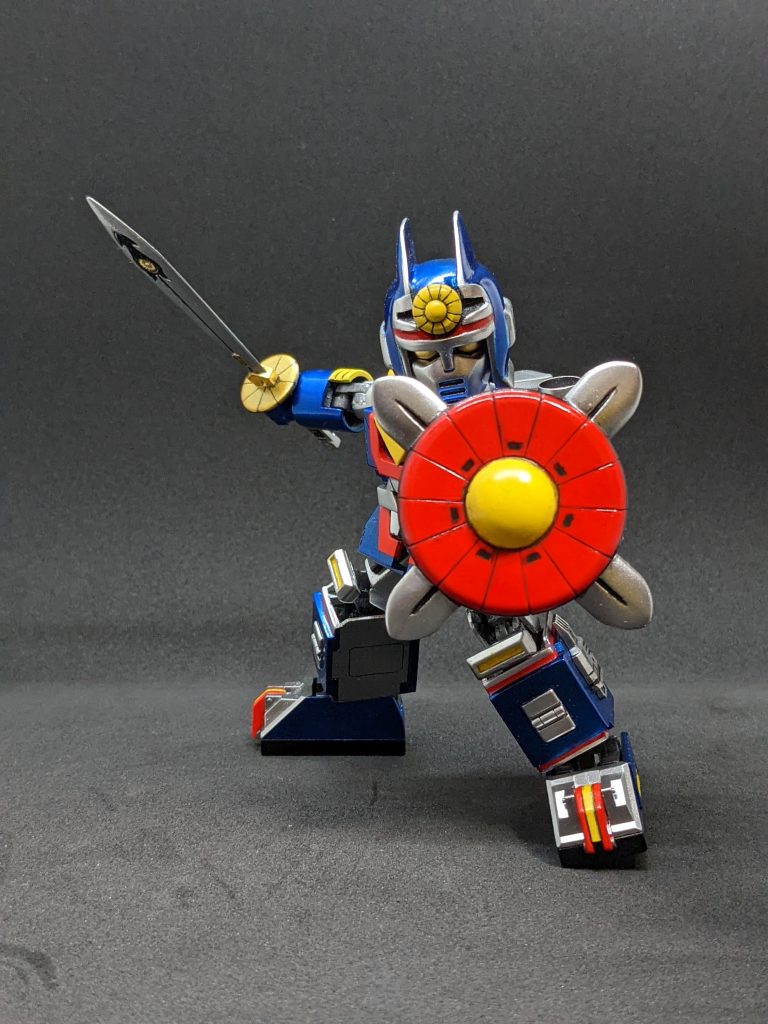 劇中にはない太陽剣+バルカンシールド🗡️🛡️バルカンシールドとともに使用していたバルトンファは作ろうと部品仕入れてみましたが今回はやめることに🙇箱絵はこの感じですしね🤭