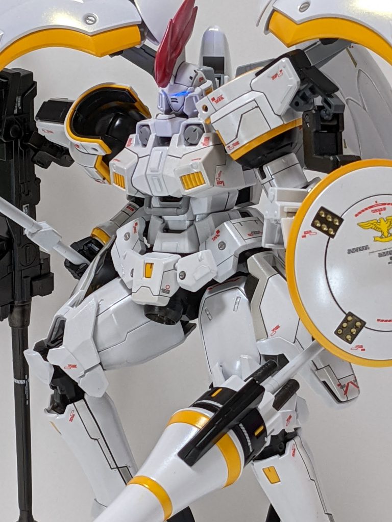 カメラアイもUVライトでしっかり光りますよ！！