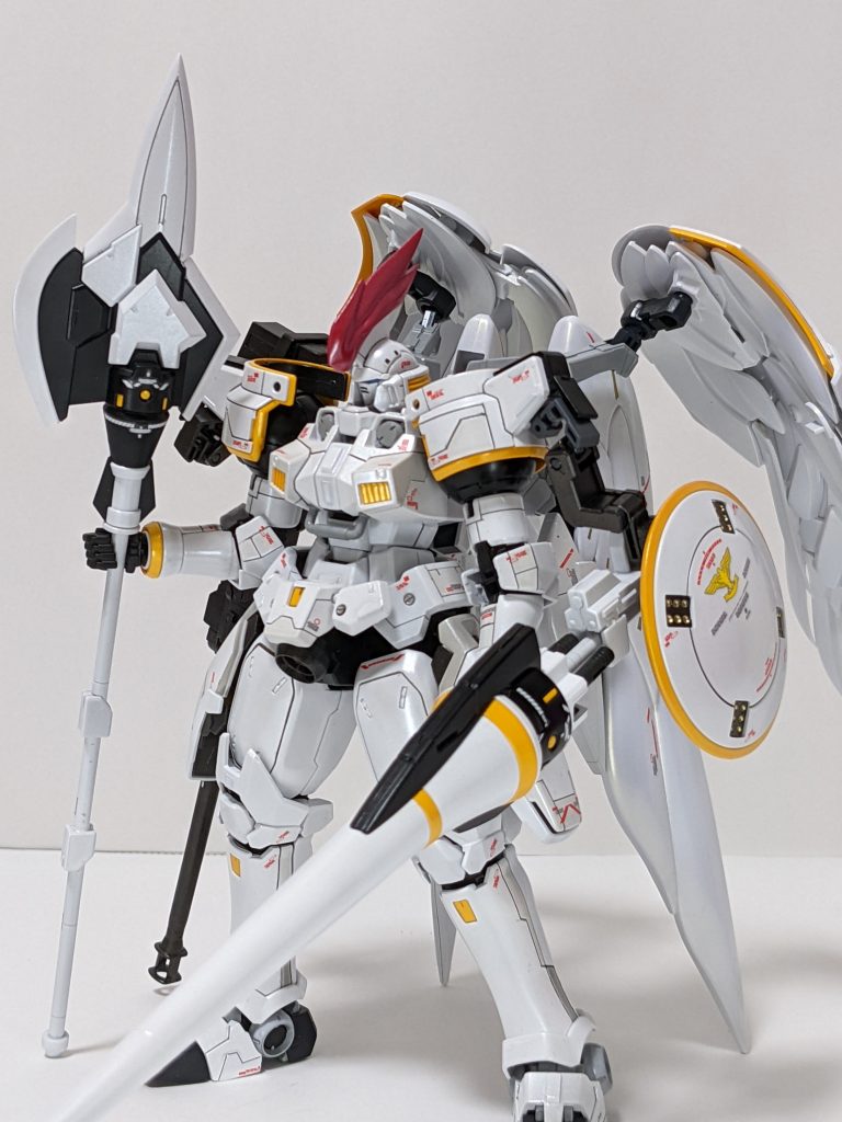 MG は二体目の全塗装になります！艶々になる様にヤスリがけを1000番までかけました！