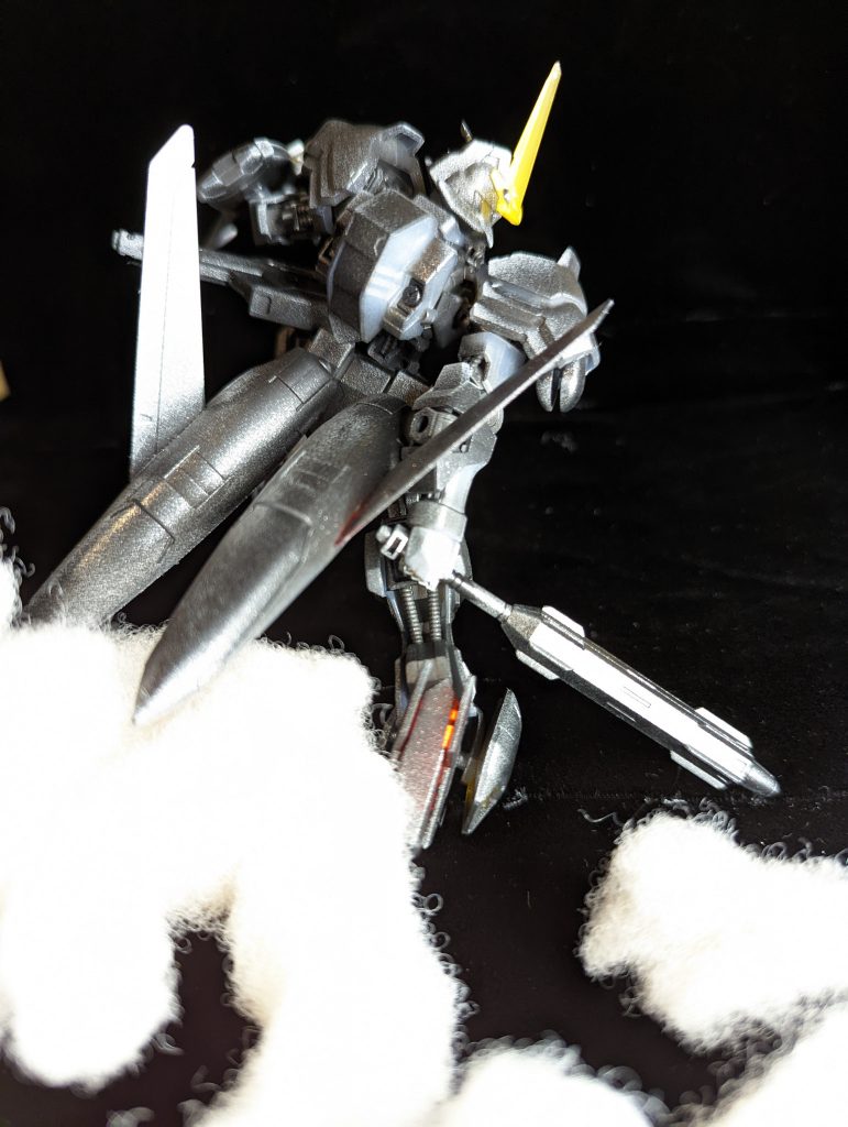 クリアカラーの端白星にシルバーを吹き付けてアイアンブラッドコーティング風に変身させた–4枚目/制作者：@dora_e_m