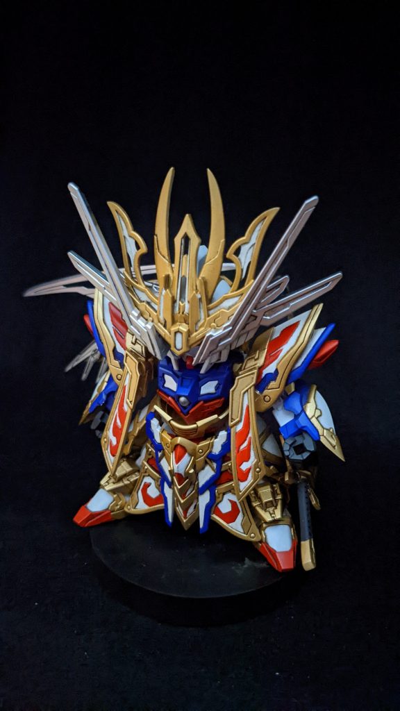 使用塗料はexホワイト、コバルトバイオレット(ガイアノーツ)ゴールド、モンザレッド(水性ホビーカラー)メイレスケンブグレー(水性ホビーカラー)