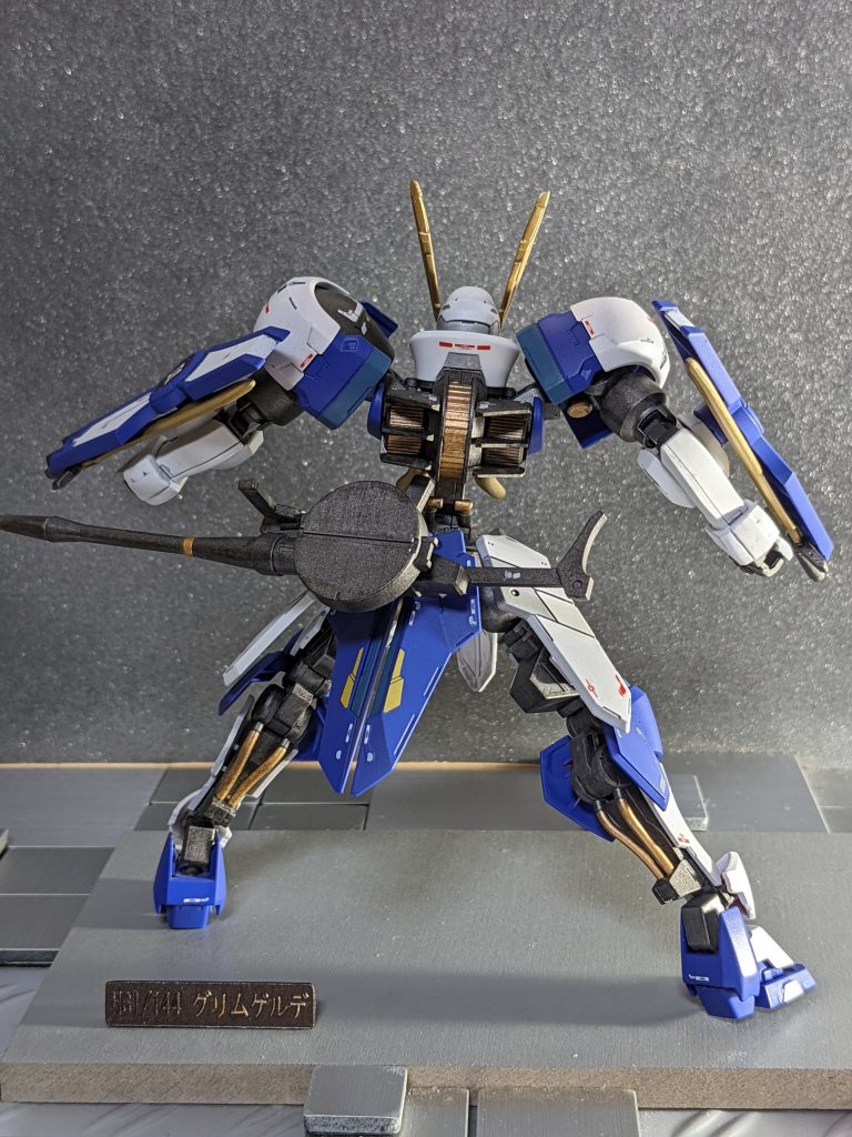 背中もカッコイイ!!