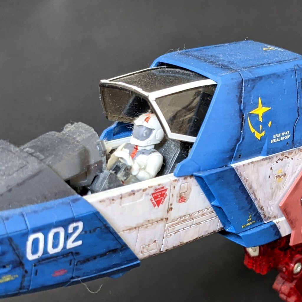 ノーマルスーツの塗装は私にはこれが限界です