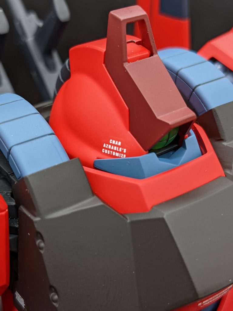 素性を隠すつもりは無いようです