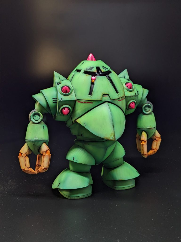 素組みです。塗装を楽しみたかったので合わせ目は段落ちモールドにしています。